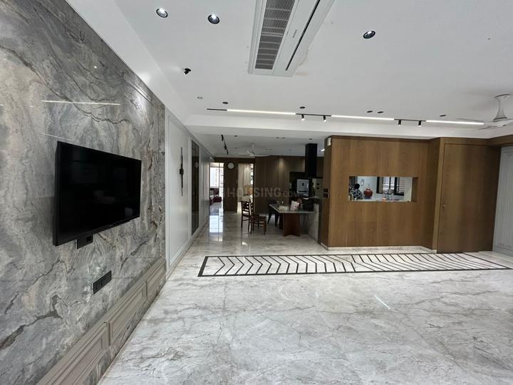 gavrov Main Image 1