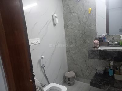 Bathroom Image of 1000 Sq.ft 2 BHK Builder Floor for sale in Swaraj Homes RWA A Block Malviya Nagar, Malviya Nagar New Delhi for Rs. 21000000