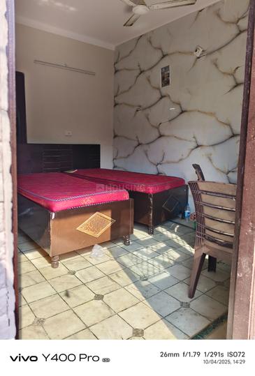 West Patel Nagar, Patel Nagar Bedroom 1