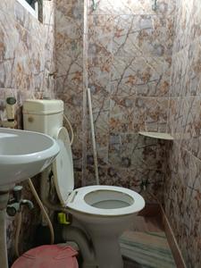 Bathroom Image of 945 Sq.ft 2 BHK Apartment / Flat for sale in Maa Apartment, Bansdroni Kolkata for Rs. 3800000