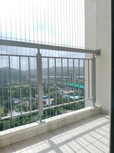 Bedroom Three Image of 1044 Sq.ft 3 BHK Apartment / Flat for rent in Kasarvadavali Thane for Rs. 45000