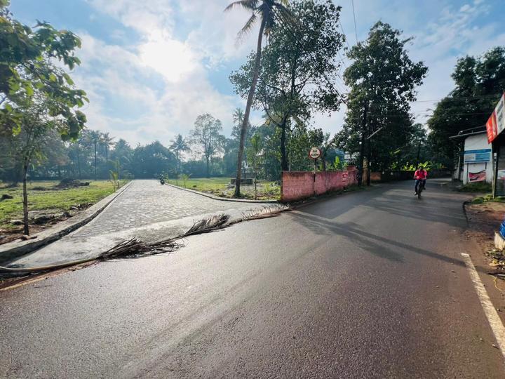 Thottakkattukara, Aluva Main Image 1