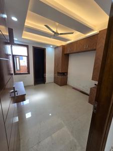 Hall Image of 1400 Sq.ft 3 BHK Apartment / Flat for sale in Sector 73 Noida for Rs. 6000000