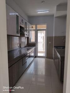 Kitchen Image of 1500 Sq.ft 3 BHK Apartment / Flat for sale in Emaar Palm Gardens, Sector 83 Gurgaon for Rs. 21500000