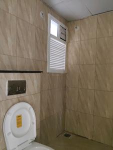 Common Bathroom Image of 700 Sq.ft 1.5 BHK Apartment / Flat for sale in Siruseri Chennai for Rs. 4000000