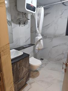 Bathroom Image of 1650 Sq.ft 3 BHK Apartment / Flat for rent in M3M Skywalk, Sector 74 Gurgaon for Rs. 75000