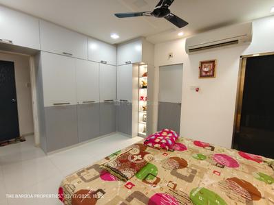 Bedroom Image of 2000 Sq.ft 3.5 BHK Apartment / Flat for sale in Gotri Vadodara for Rs. 9200000