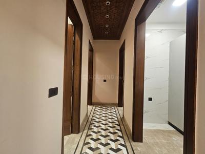 Image of 1953 Sq.ft 3 BHK Builder Floor for rent in Uday Park, New Delhi for Rs. 200000