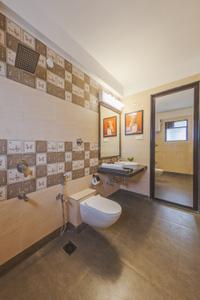 Bathroom Image of 6200 Sq.ft 5 BHK Villa for sale in Karla Lonavala for Rs. 32500000