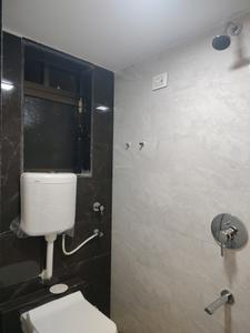 Common Bathroom Image of 900 Sq.ft 2 BHK Apartment / Flat for rent in Haware Dahlia Bldg A D And E, Kasarvadavali Thane for Rs. 18006