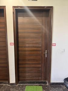 Bedroom Image of 1000 Sq.ft 2 BHK Apartment / Flat for rent in Uptown Skylla, PR7 Airport Road Zirakpur for Rs. 35000