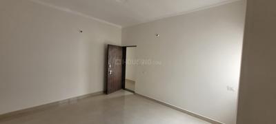 Bedroom Image of 1353 Sq.ft 4 BHK Apartment / Flat for sale in Chinhat Lucknow for Rs. 7500000