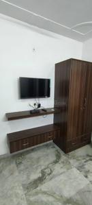 1 RK Independent Builder Floor