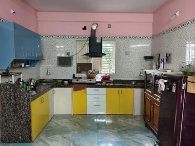 Kitchen Image of 3500 Sq.ft 5 BHK Independent House for sale in Chinar Park Kolkata for Rs. 13000000