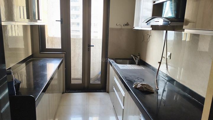 L And T Emerald Isle Main Image 1