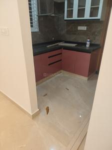 Kitchen Image of 900 Sq.ft 2 BHK Builder Floor for rent in Pride Vatika , Bukkasagara Bengaluru for Rs. 11000