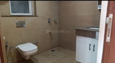 Bathroom Image of 1855 Sq.ft 3 BHK Apartment / Flat for rent in Manesar Gurgaon for Rs. 60000