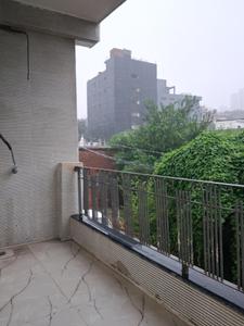 Bedroom One Image of 1550 Sq.ft 3 BHK Apartment / Flat for sale in Sector 104 Noida for Rs. 6600000