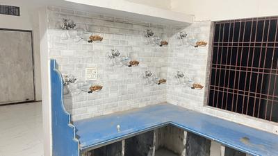 Kitchen Image of 1400 Sq.ft 2.5 BHK Independent House for rent in Polipather Jabalpur for Rs. 25000