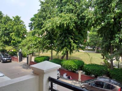 Balcony Image of 1450 Sq.ft 3 BHK Apartment / Flat for rent in Parsvnath Panchvati, Shamsabad Agra for Rs. 16000