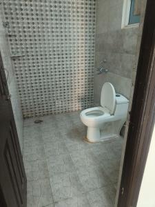 2.5 BHK Flat