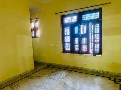 Bedroom Image of 1800 Sq.ft 3 BHK Builder Floor for rent in Civil Lines Gurgaon for Rs. 35000