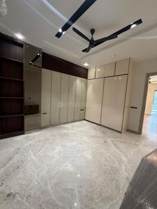 Bedroom Image of 1800 Sq.ft 3 BHK Builder Floor for sale in Rajouri Garden New Delhi for Rs. 34000000