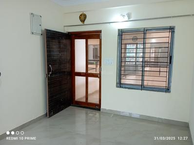 Bedroom Image of 1000 Sq.ft 2 BHK Apartment / Flat for rent in Yash Shri Krishn Parisar Phase 2, Kachhpura Jabalpur for Rs. 15000