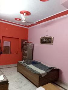 Bedroom Image of 990 Sq.ft 2 BHK Independent House for rent in Dwarka Mor New Delhi for Rs. 15000