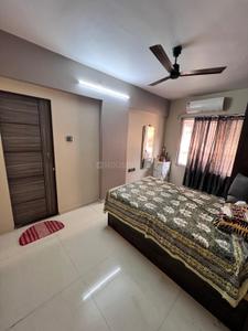 Bedroom Image of 641 Sq.ft 2 BHK Apartment / Flat for sale in Mulund West Mumbai for Rs. 17500000