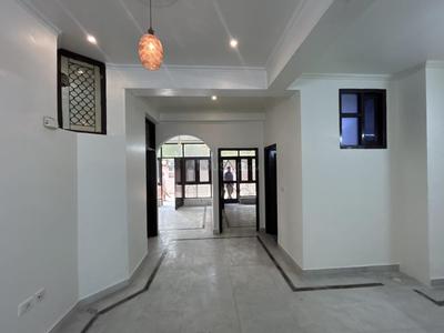 Image of 2000 Sq.ft 3 BHK Builder Floor for rent in Sector 48, Noida for Rs. 38000