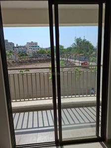 Balcony Image of 850 Sq.ft 2 BHK Apartment / Flat for rent in Hadapsar Pune for Rs. 13000