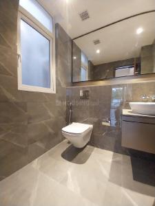 Bathroom Image of 3600 Sq.ft 4 BHK Builder Floor for rent in Sun City, Sector 54 Gurgaon for Rs. 145000