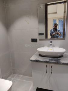 Bathroom Image of 3500 Sq.ft 3 BHK Builder Floor for rent in Freedom Fighters Enclave New Delhi for Rs. 55000