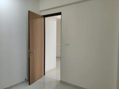 Bedroom Image of 700 Sq.ft 2 BHK Apartment / Flat for sale in Lodha Amara, Thane West Thane for Rs. 12700000