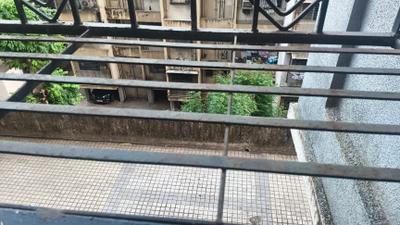 Balcony Image of 750 Sq.ft 2 BHK Apartment / Flat for sale in Borivali West Mumbai for Rs. 19000000