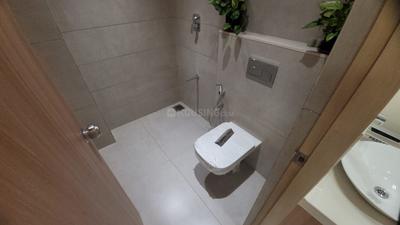 Bathroom Image of 1550 Sq.ft 3 BHK Apartment / Flat for rent in Mistry Avenue, Fatehgunj Vadodara for Rs. 22000