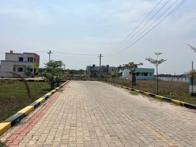 Image of 600 Sq.ft Residential Plot / Land for sale in Red Hills, Chennai for Rs. 1800000
