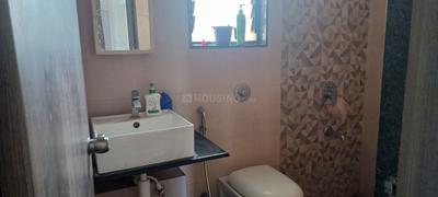 Bathroom Image of 620 Sq.ft 2 BHK Apartment / Flat for rent in Kohinoor Coral, Hinjawadi Phase 3 Pune for Rs. 28000