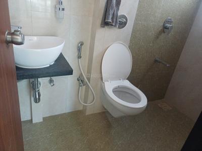 Image of 800 Sq.ft 2 BHK Apartment / Flat for rent in Malad West, Mumbai for Rs. 55000