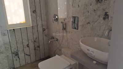Image of 750 Sq.ft 2 BHK Apartment / Flat for sale in Vile Parle West, Mumbai for Rs. 27000000