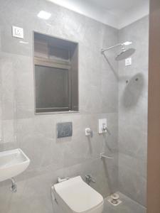 Common Bathroom Image of 450 Sq.ft 1 BHK Apartment / Flat for rent in Piramal Vaikunth , Thane West Thane for Rs. 29999