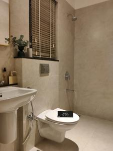 Common Bathroom Image of 350 Sq.ft 1 BHK Apartment / Flat for sale in Lodha Crown Kolshet, Kolshet Thane for Rs. 6500000