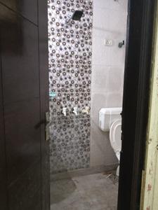 Bathroom Image of 900 Sq.ft 2 BHK Apartment / Flat for sale in Sector 91 Faridabad for Rs. 4650000