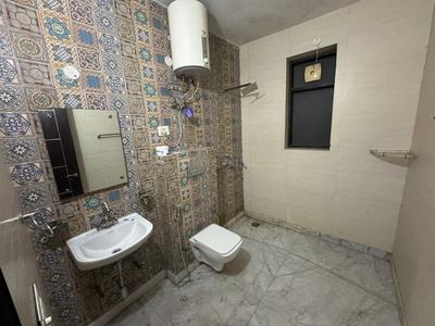 Bathroom Image of 800 Sq.ft 2 BHK Apartment / Flat for sale in Chhattarpur New Delhi for Rs. 3800000