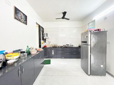 Kitchen Image of 1953 Sq.ft 3 BHK Apartment / Flat for sale in Vadsar Gandhinagar for Rs. 7000000