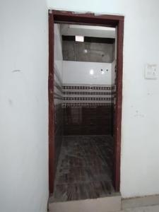 Bedroom Image of 1150 Sq.ft 2 BHK Builder Floor for rent in George Town Allahabad for Rs. 18000