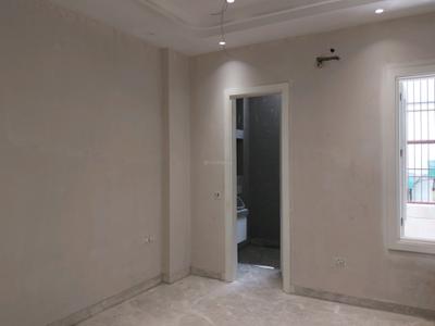 Bedroom Image of 2000 Sq.ft 5 BHK Builder Floor for sale in Mukherjee Nagar New Delhi for Rs. 32500000