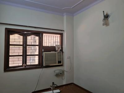 Bedroom Image of 720 Sq.ft 2 BHK Builder Floor for rent in Janakpuri New Delhi for Rs. 20000