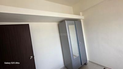 Bedroom Image of 1305 Sq.ft 2 BHK Apartment / Flat for rent in Gayatri Maitri Shiv Greens, Motera Ahmedabad for Rs. 25000